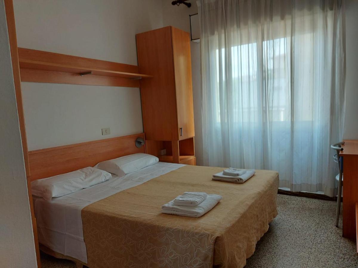 Albergo Alla Nave Lignano Sabbiadoro Eksteriør bilde