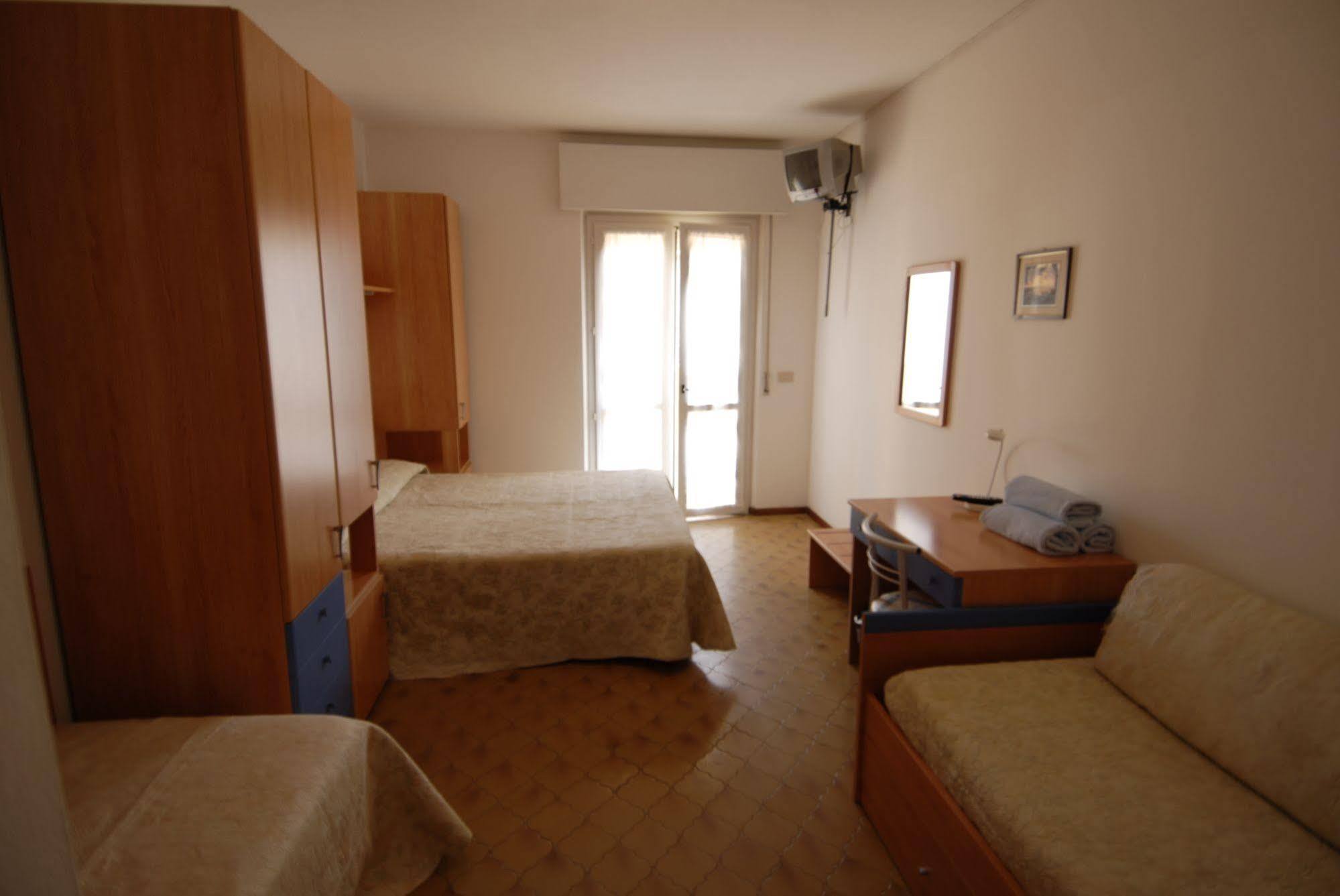 Albergo Alla Nave Lignano Sabbiadoro Eksteriør bilde