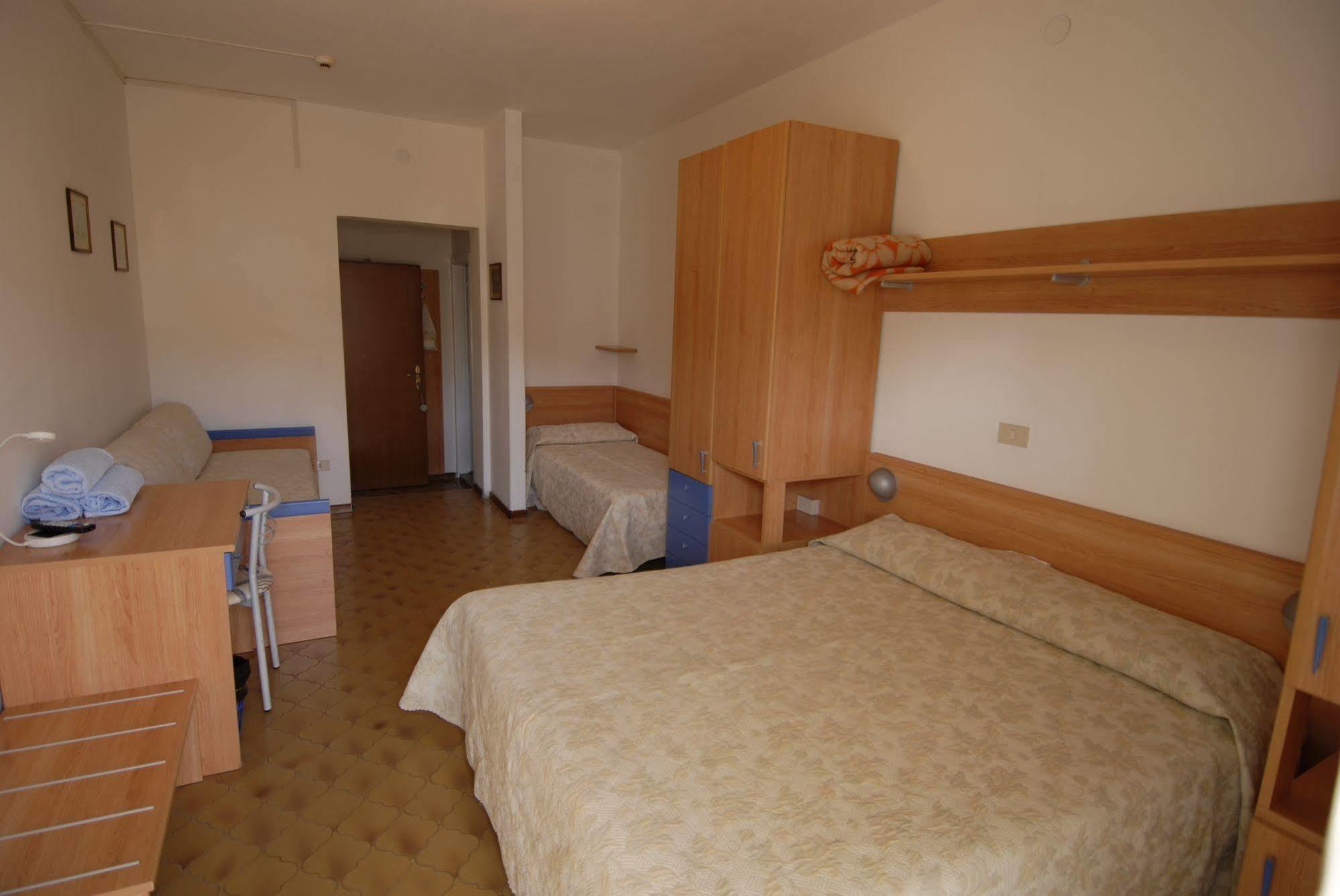 Albergo Alla Nave Lignano Sabbiadoro Eksteriør bilde