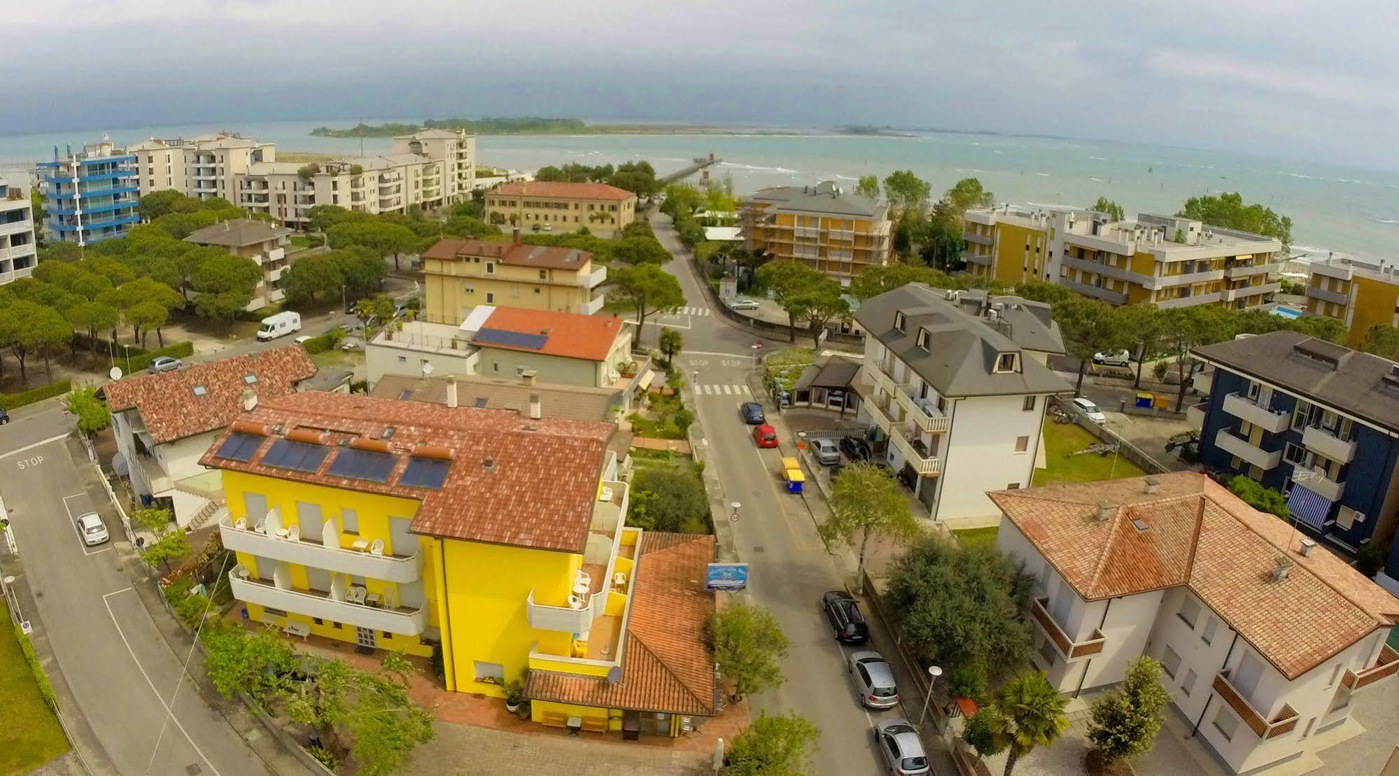 Albergo Alla Nave Lignano Sabbiadoro Eksteriør bilde